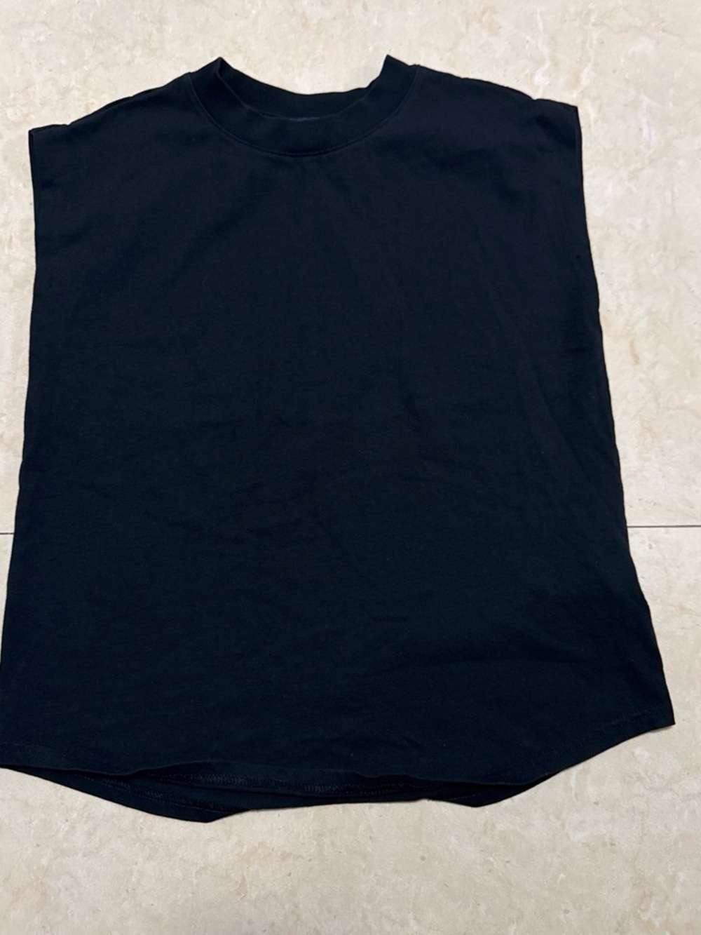 GAP Black Sleeveless Crewneck Tank